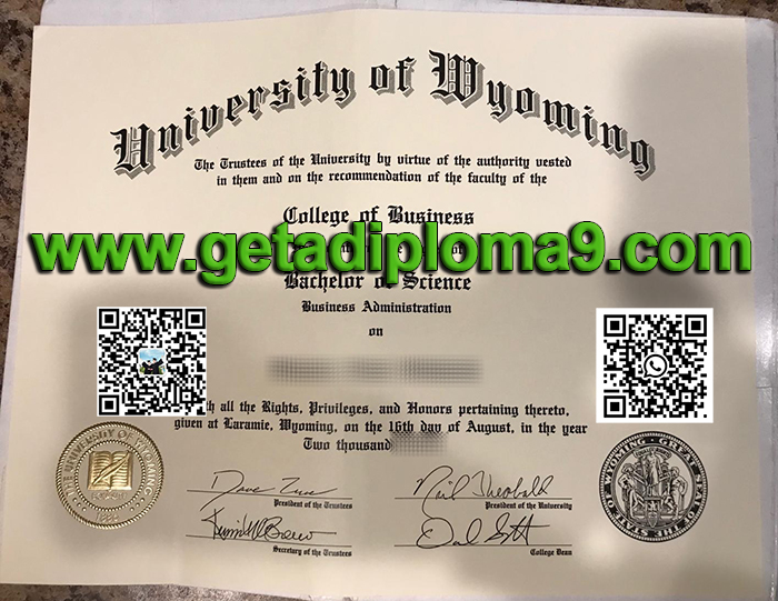 Fake University of Wyoming degree